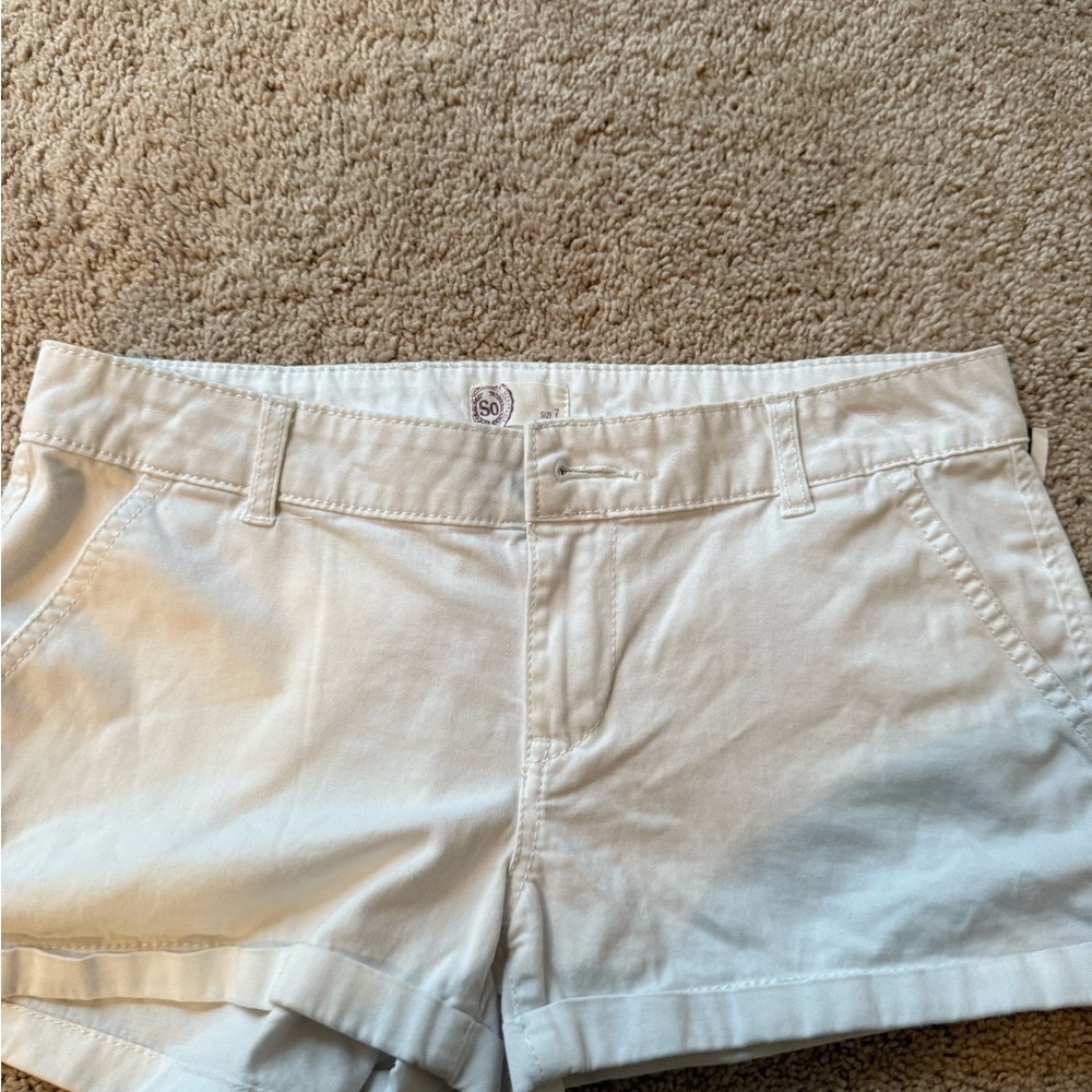 SO Women's Cream Shorts